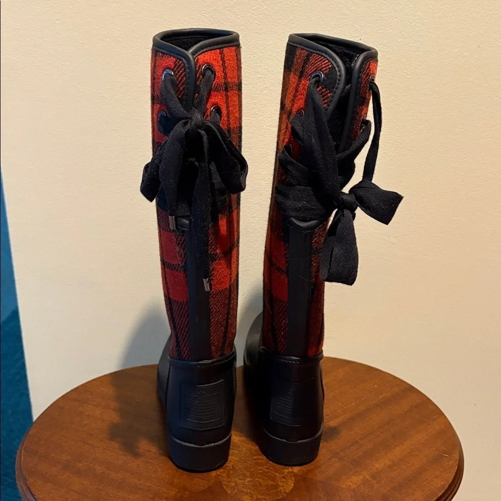 Coach Tristee rain snow boots plaid wool red/black lace up back size 37 6.5